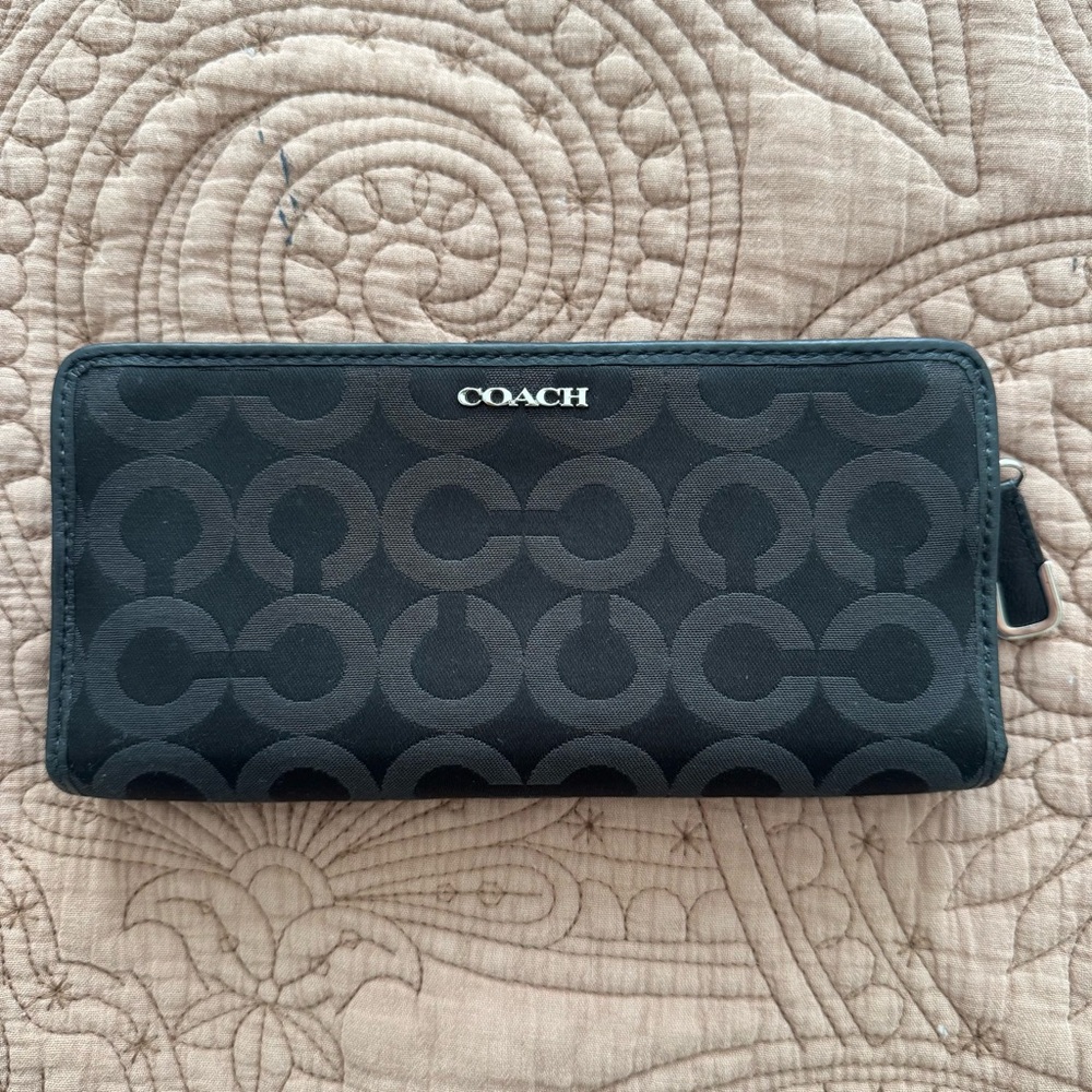 COACH Black Signature Logo C Wallet